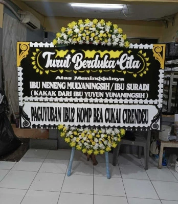 Papan Bunga di Cinoyong Carita
